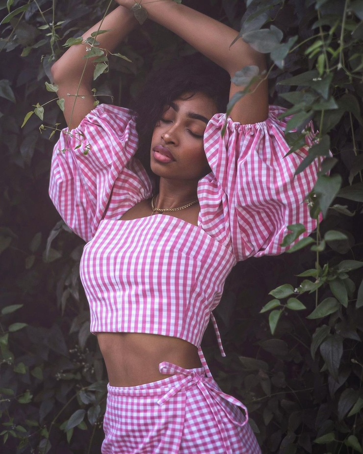 Lena Mango