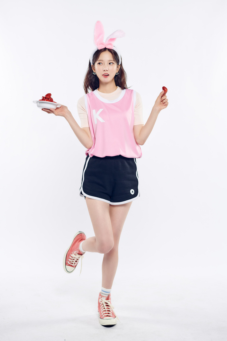 Yujin Yujin