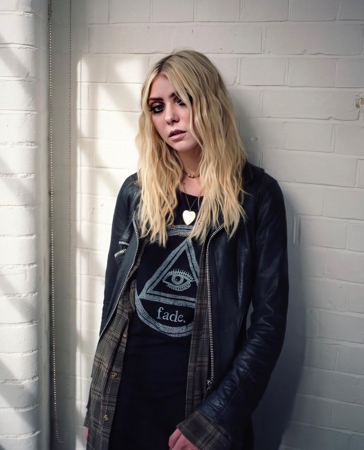 Taylor Momsen