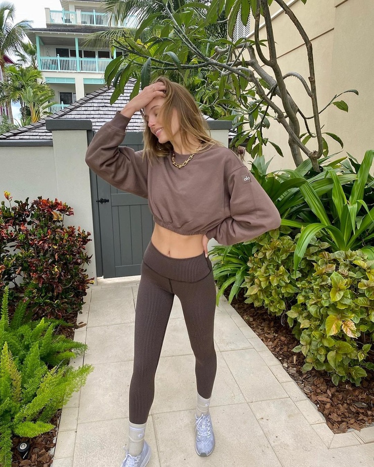 Madison Headrick Madison Headrick