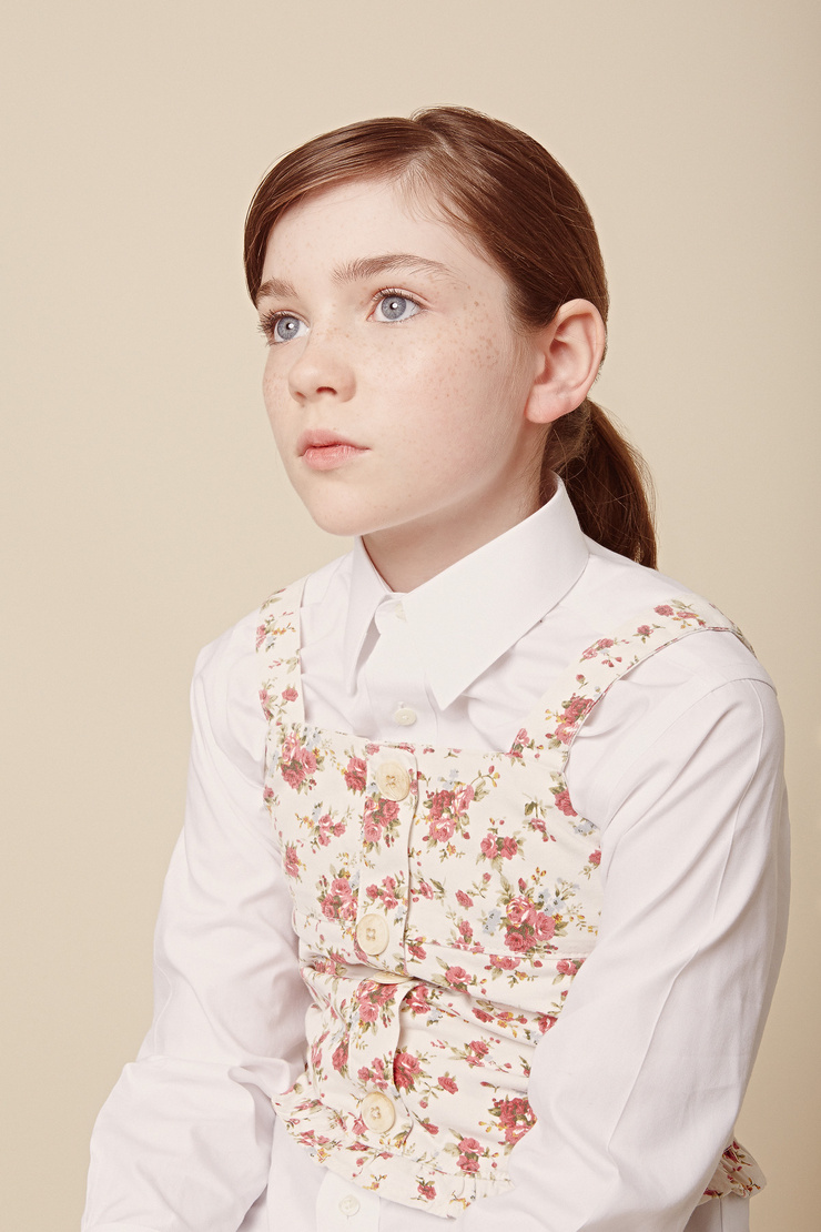 Alexa Swinton Alexa Swinton