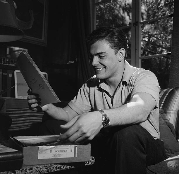 John Saxon