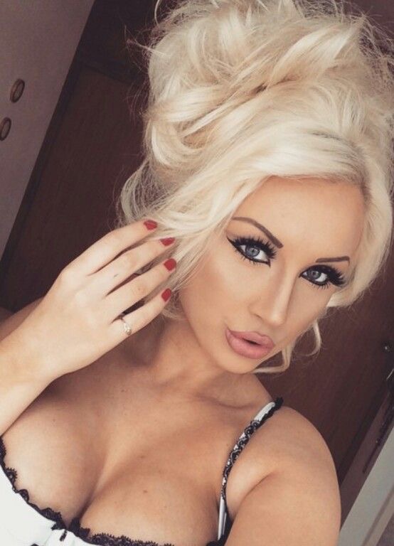 Holly Deacon