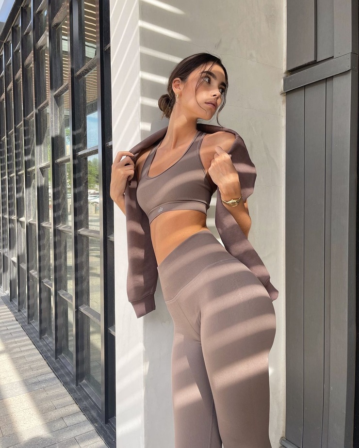 Cindy Mello Cindy Mello