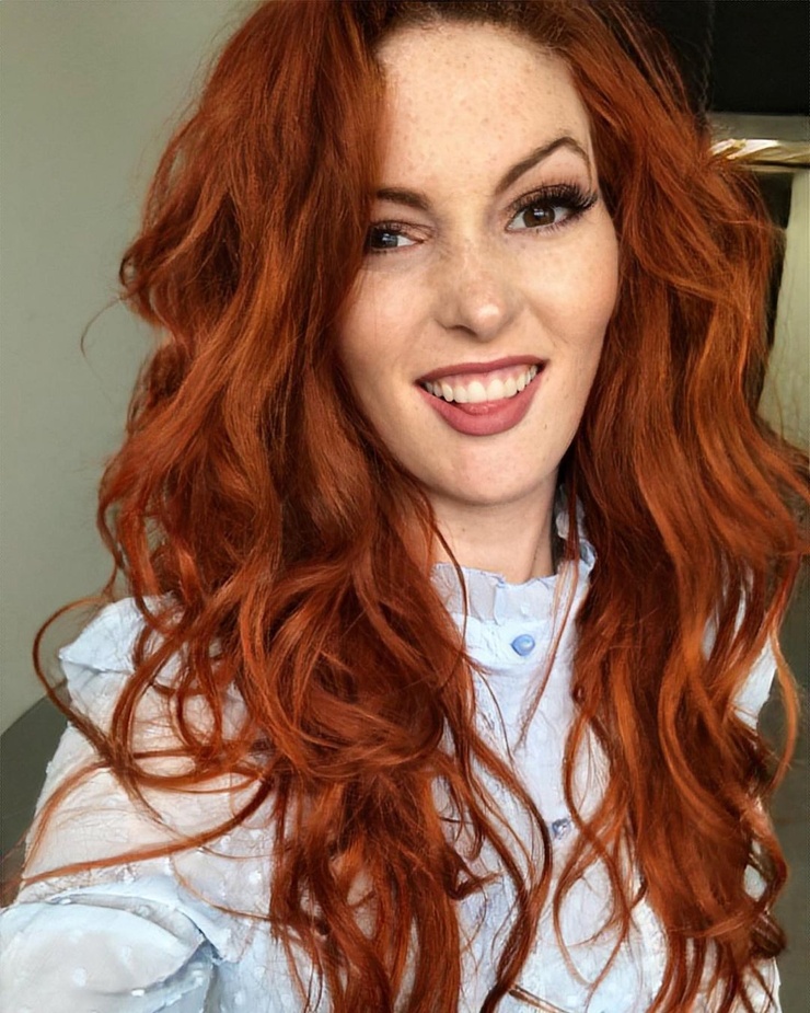 Nicole Simone Nicole Simone