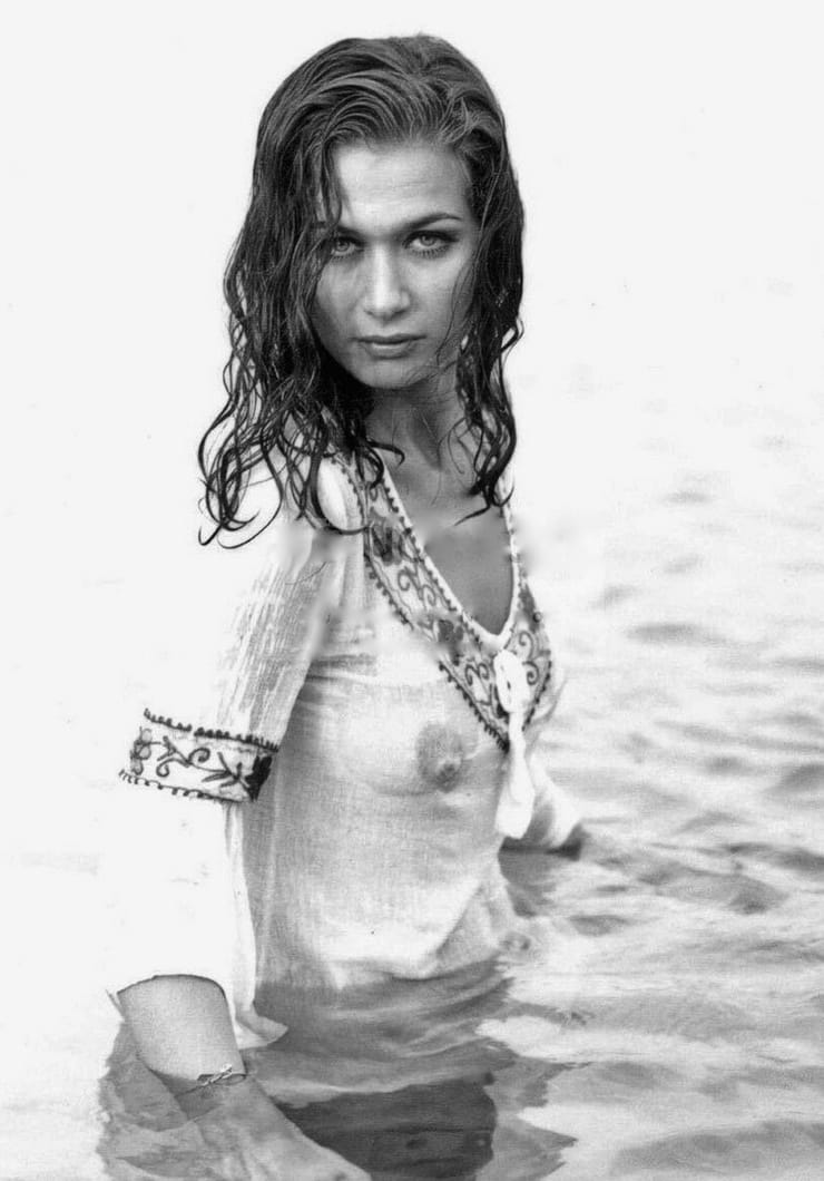 Valerie Leon Valerie Leon
