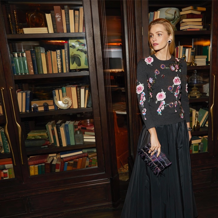 Valentina Zelyaeva Valentina Zelyaeva
