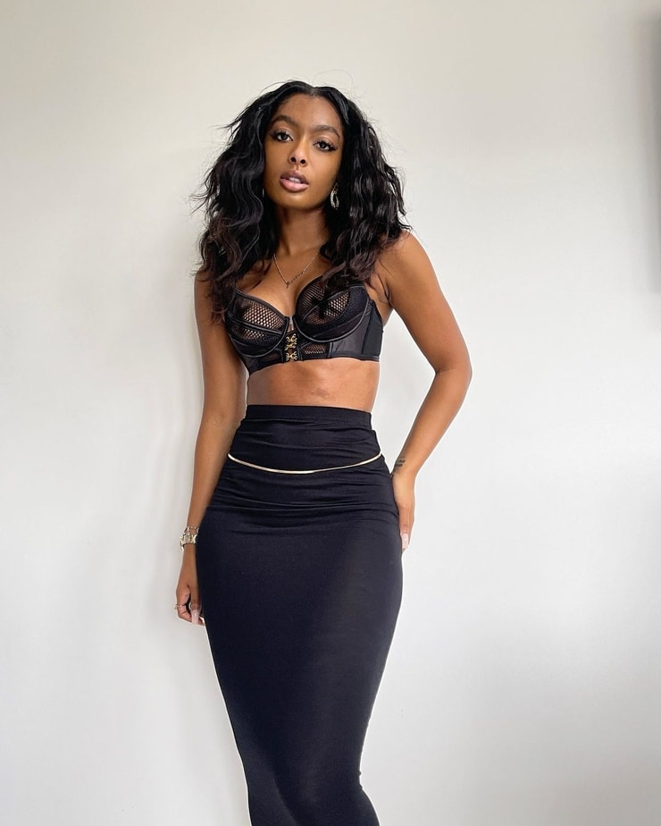 Jourdan Riane