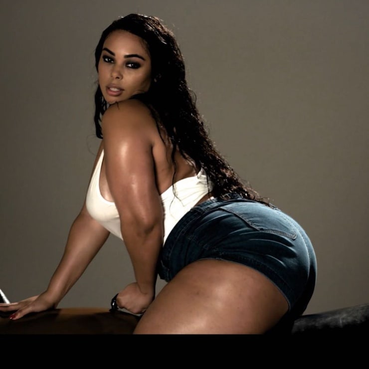 Tabria Majors Tabria Majors