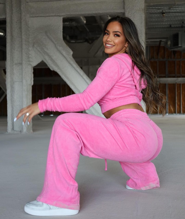 Giuliana Ava