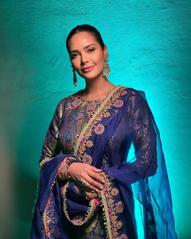 Esha Gupta