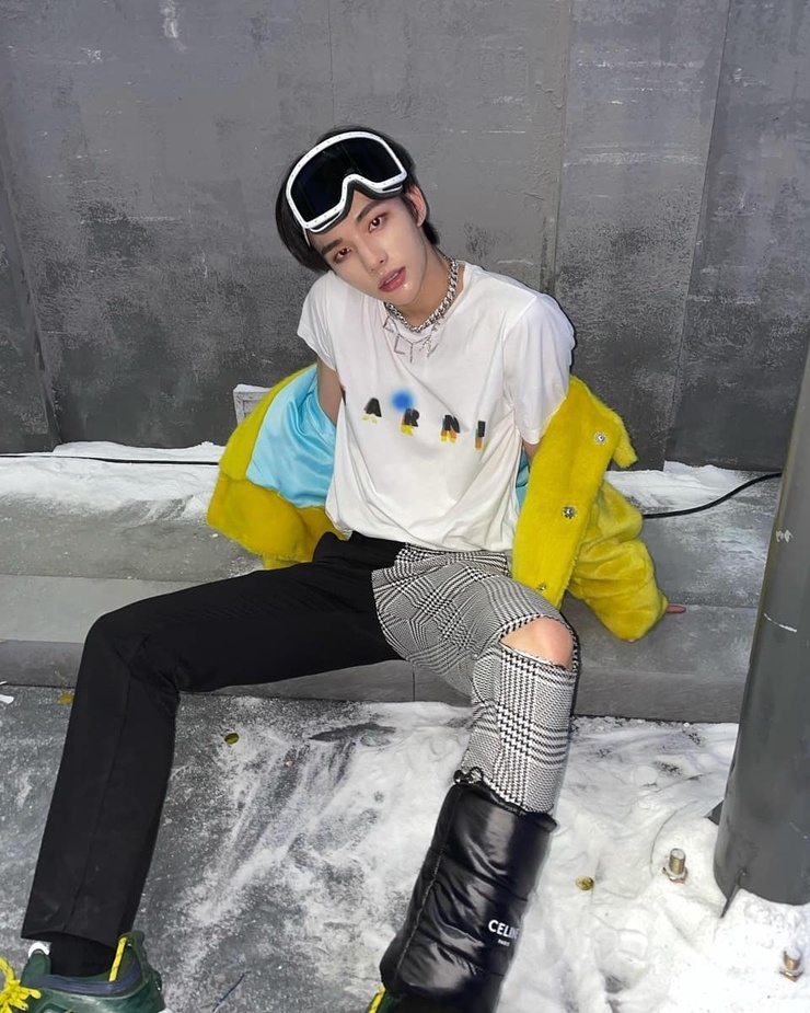 Hyun-Jin Hwang