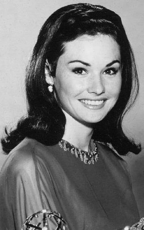 Lori Saunders