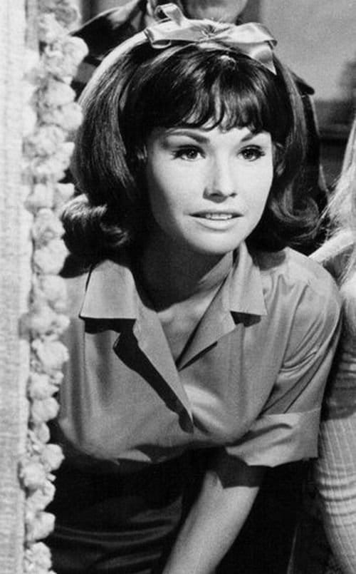 Lori Saunders