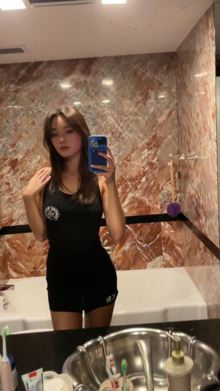 Lily Chee
