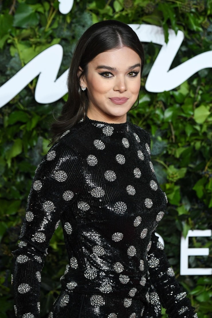 Hailee Steinfeld