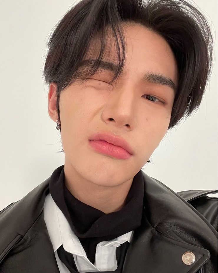 Hyun-Jin Hwang Hyun-Jin Hwang