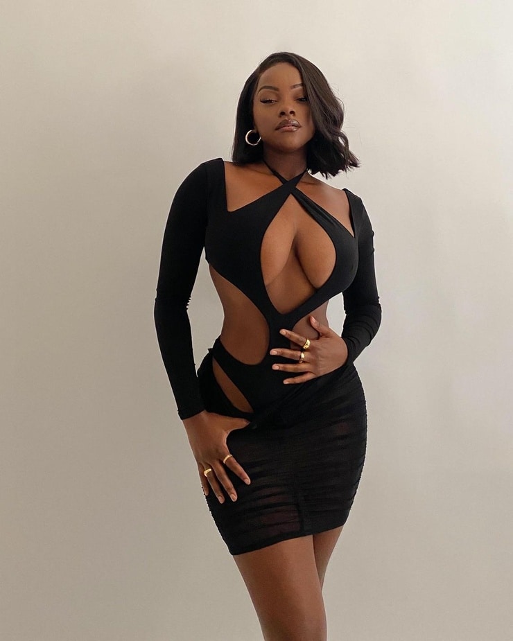 Savannah Perkins Savannah Perkins