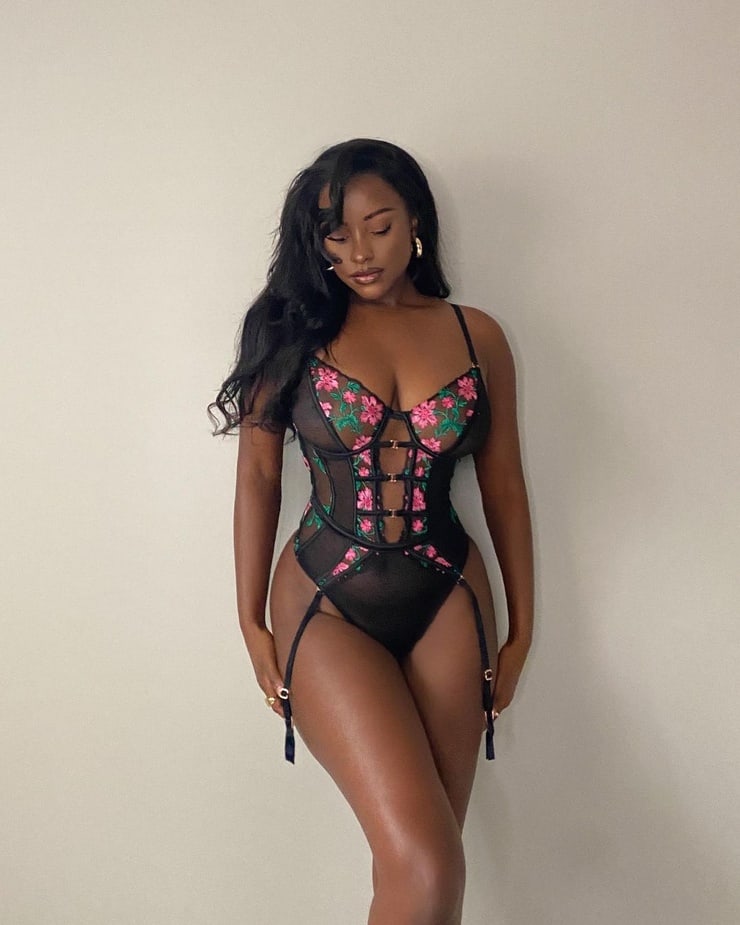 Savannah Perkins Savannah Perkins