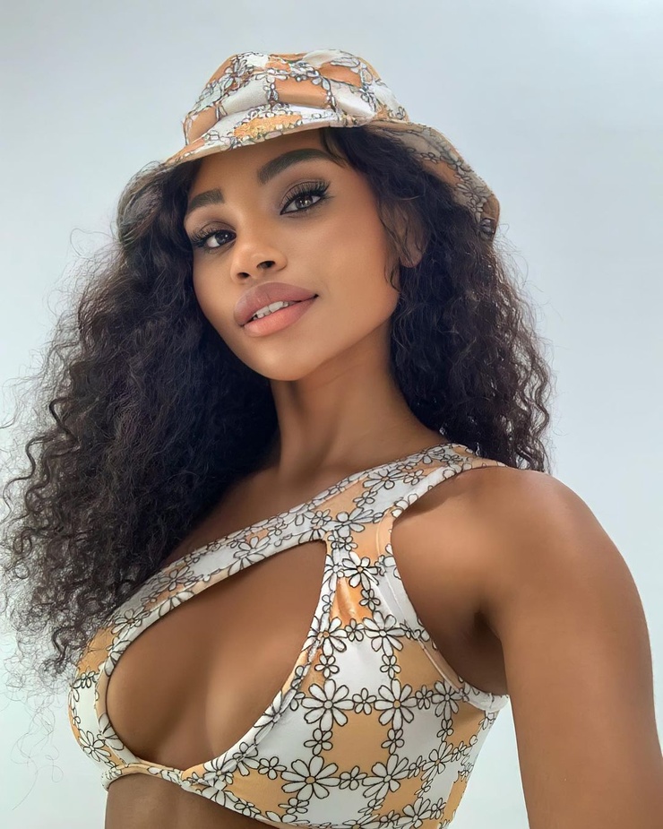 Britnee Bardot