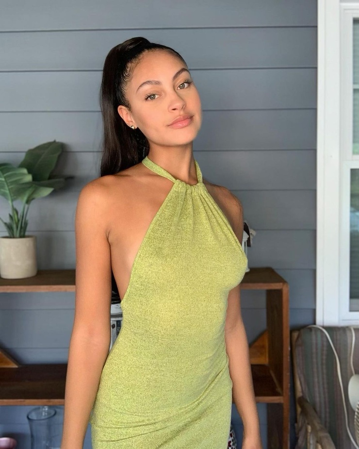 Picture of Ashley King (Model)