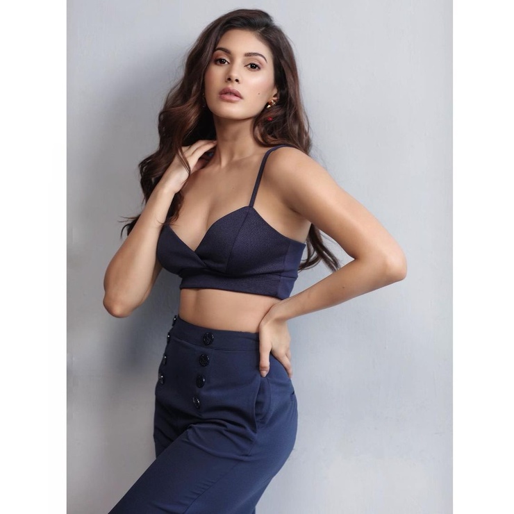Amyra Dastur