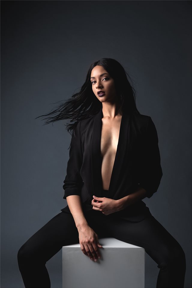 Nadine Esterl