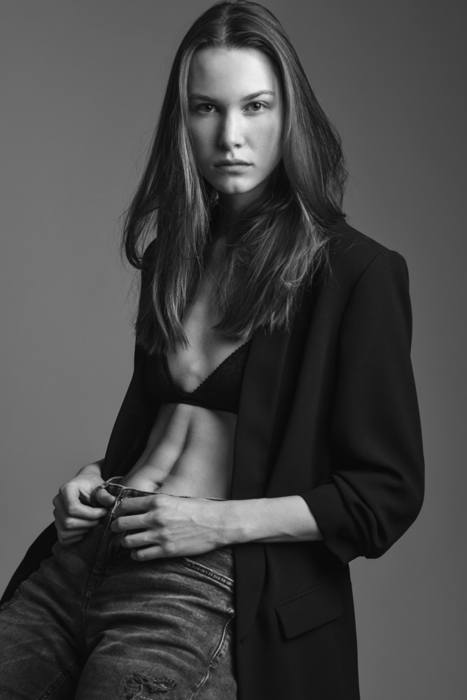 Stephanie Groll
