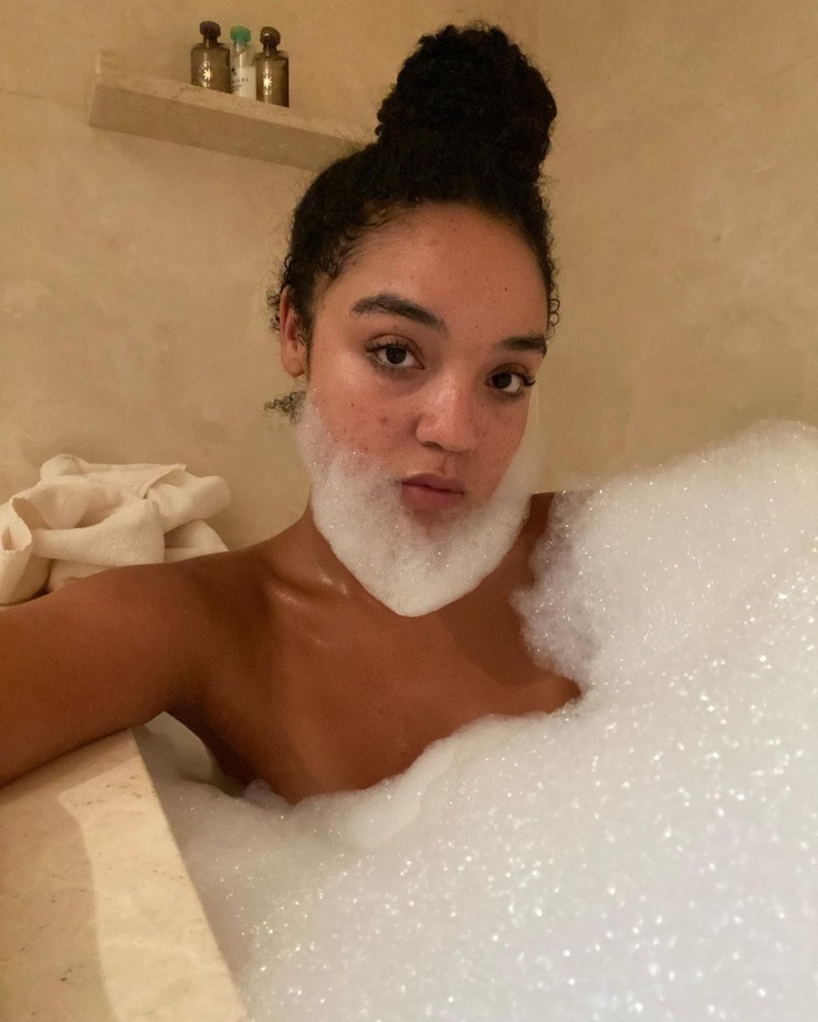 Aisha Dee