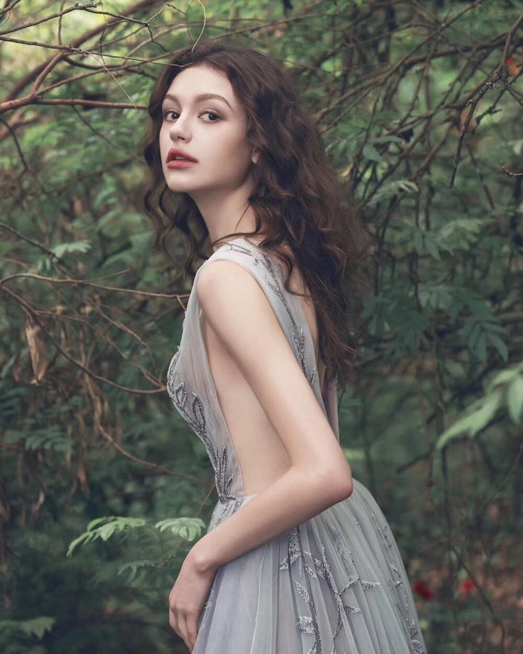 Alena Rose