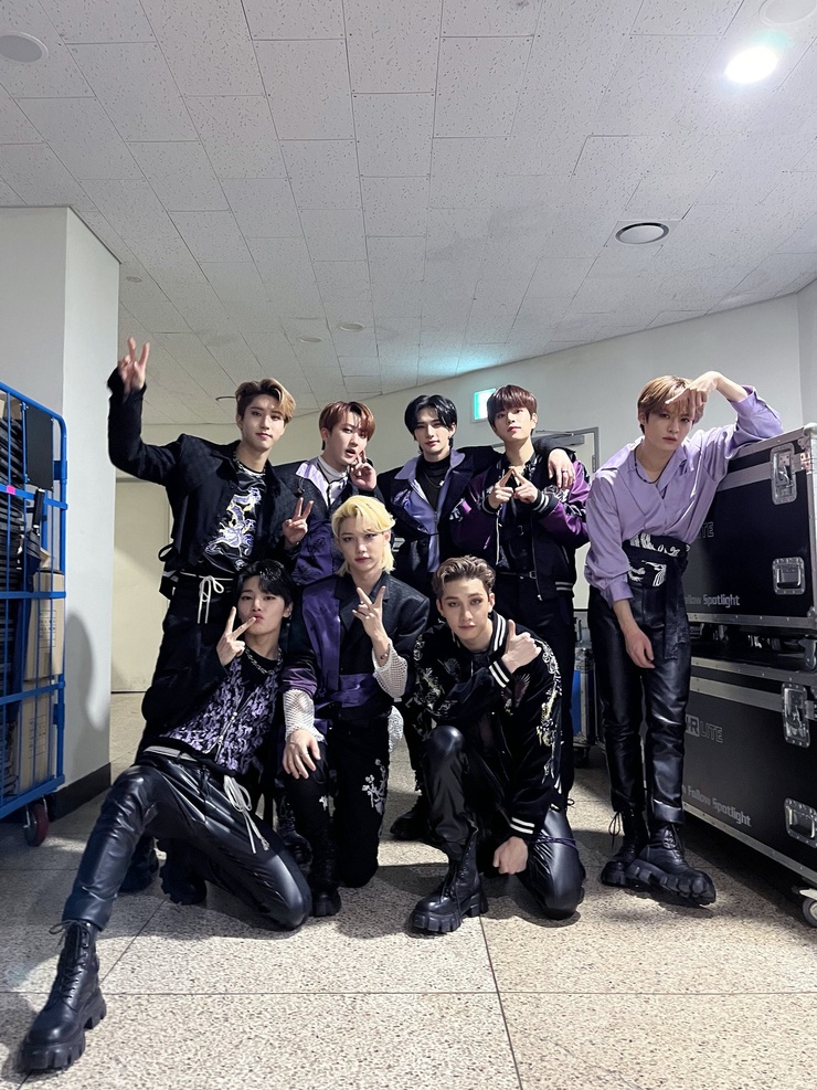 Stray Kids