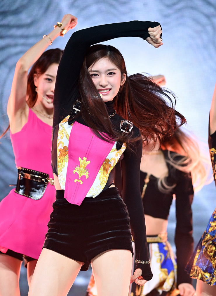 Hyun-seo Lee