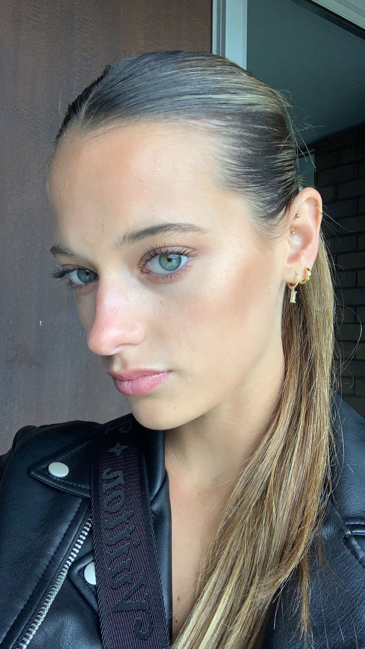 taya brooks