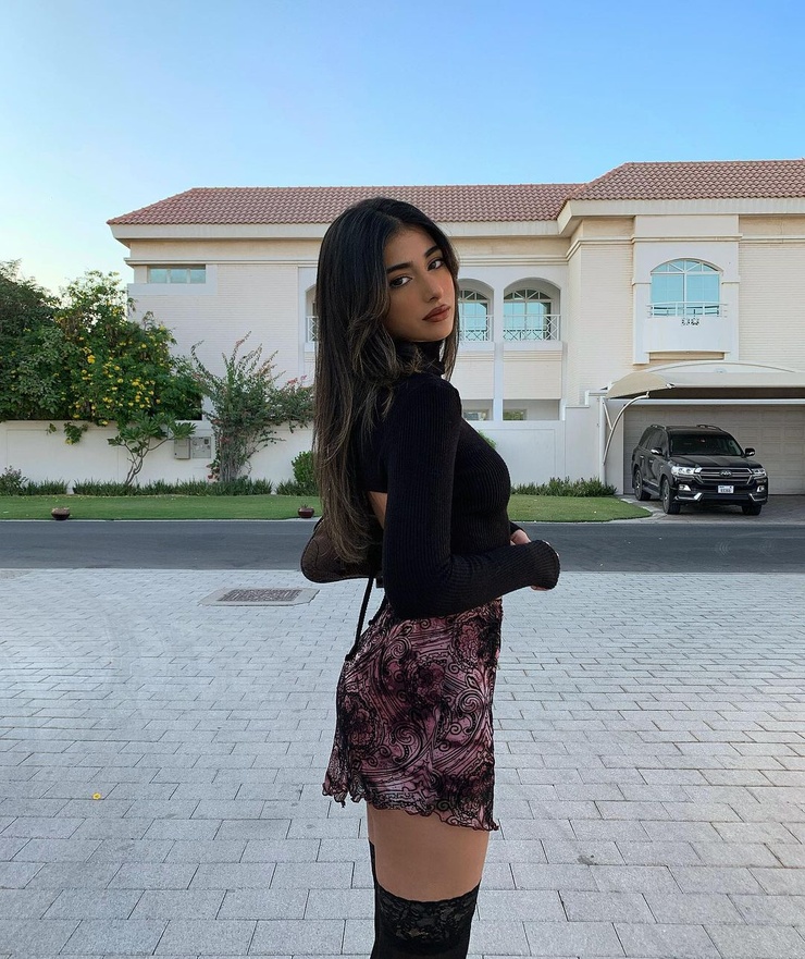 Iffat Marashi