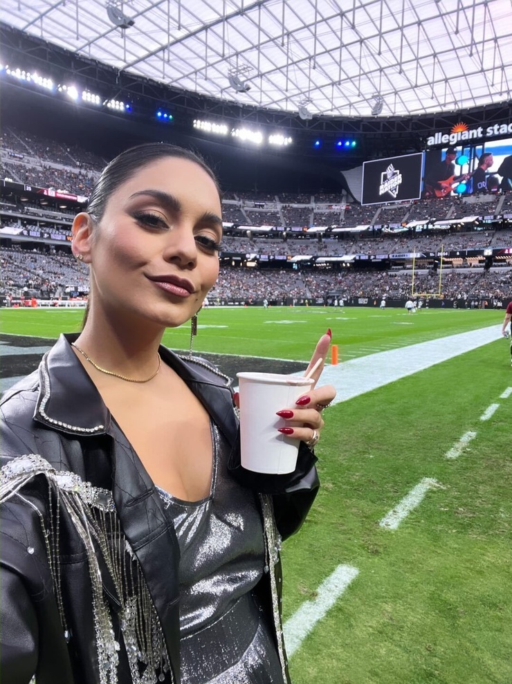 Vanessa Hudgens Vanessa Hudgens