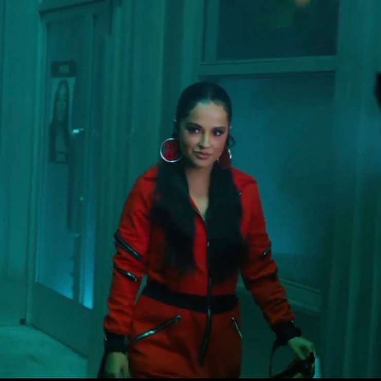 Becky G.