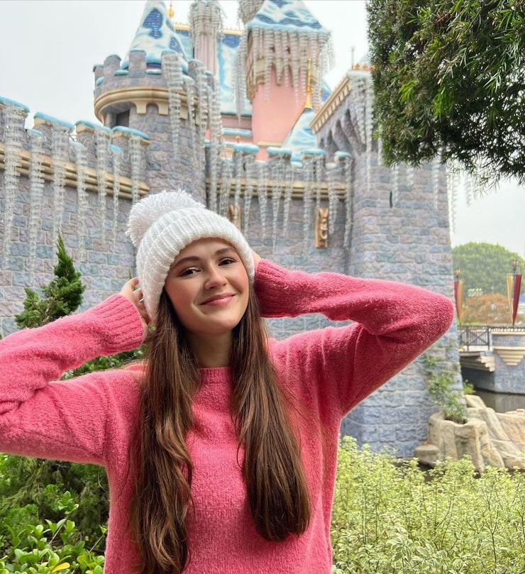 Olivia Sanabia