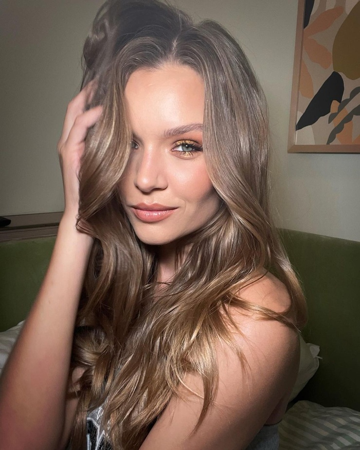 Josephine Skriver Josephine Skriver