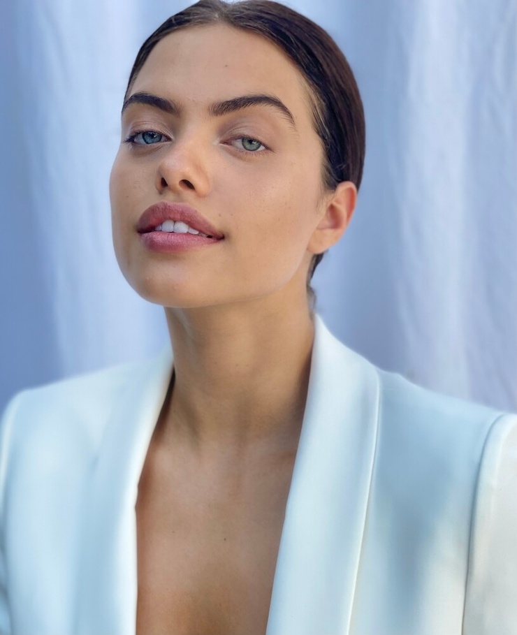 Picture of Phoenix Calderon