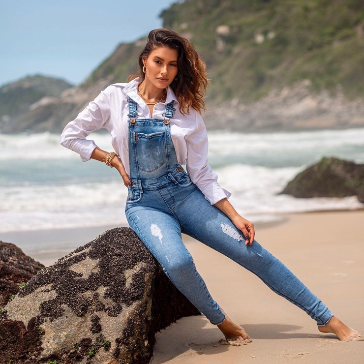 Isadora Meira