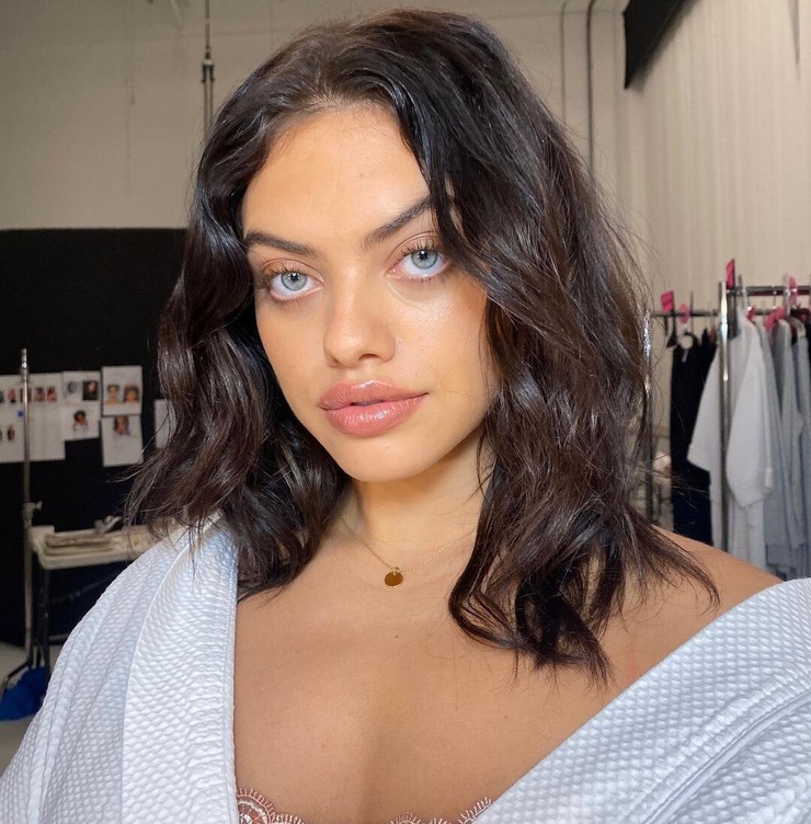 Picture of Phoenix Calderon