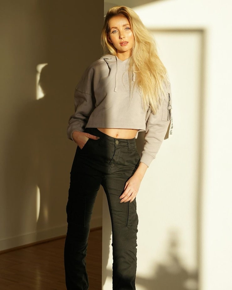 Anna Hiltrop Anna Hiltrop