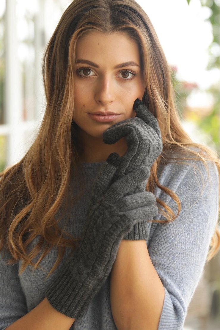 nina barker nina barker