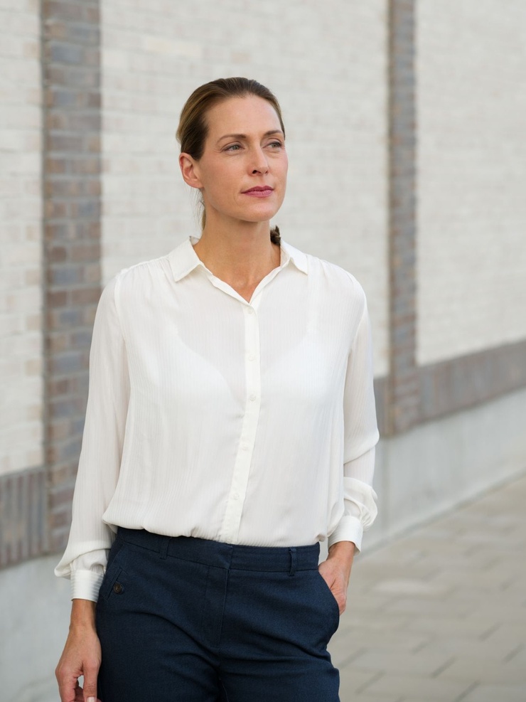 Caroline Pharo Caroline Pharo