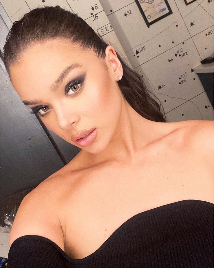 Hailee Steinfeld