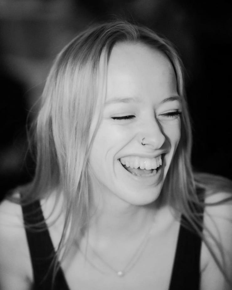 Amybeth McNulty