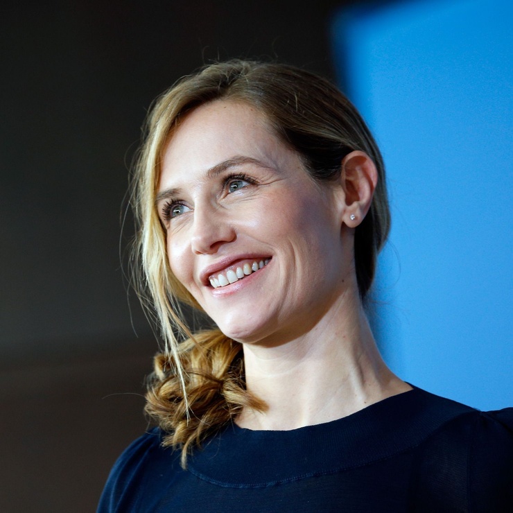 Cécile De France