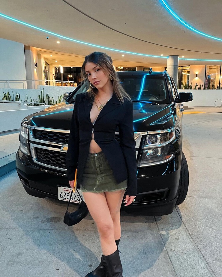 Bella Azzata