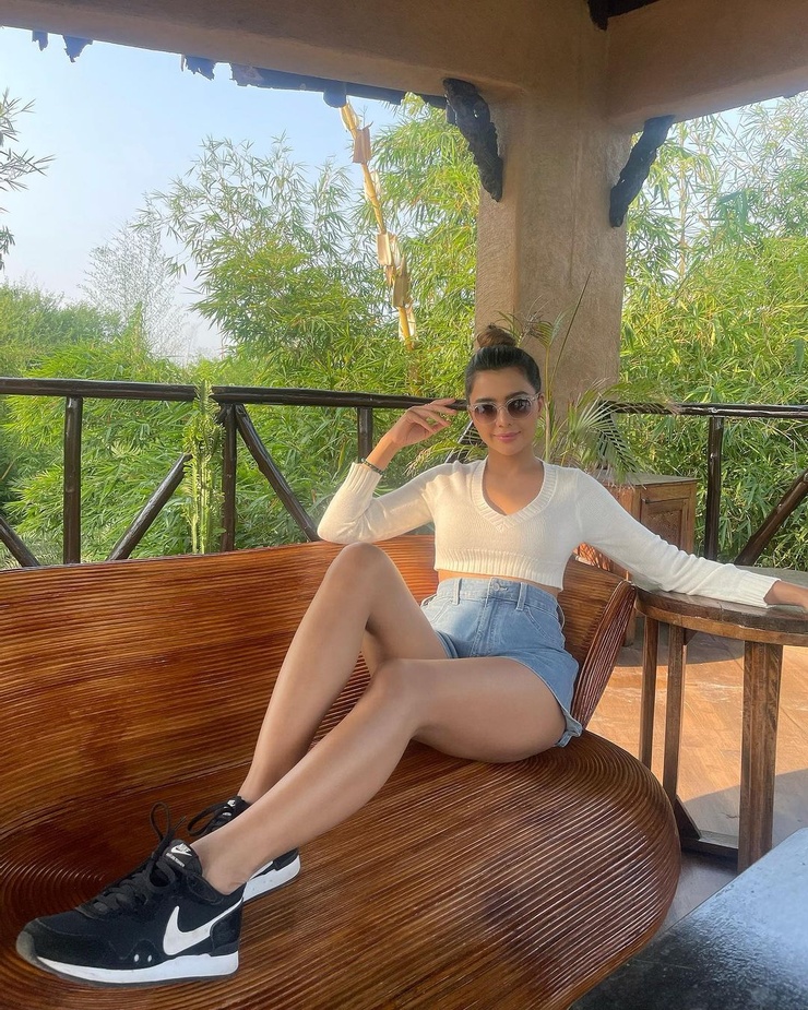 Ruhi Singh Ruhi Singh