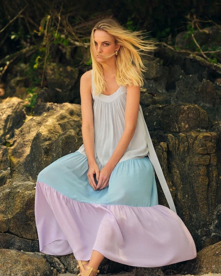 Caroline Trentini image